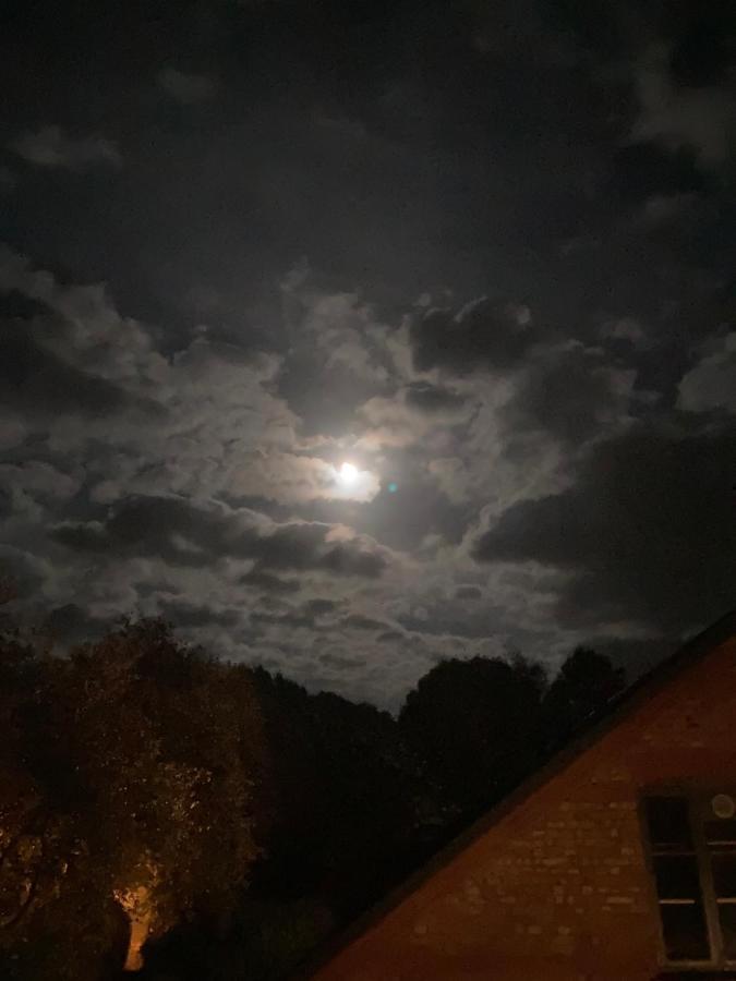 Windalens Pa Oesterlen Tomelilla Esterno foto